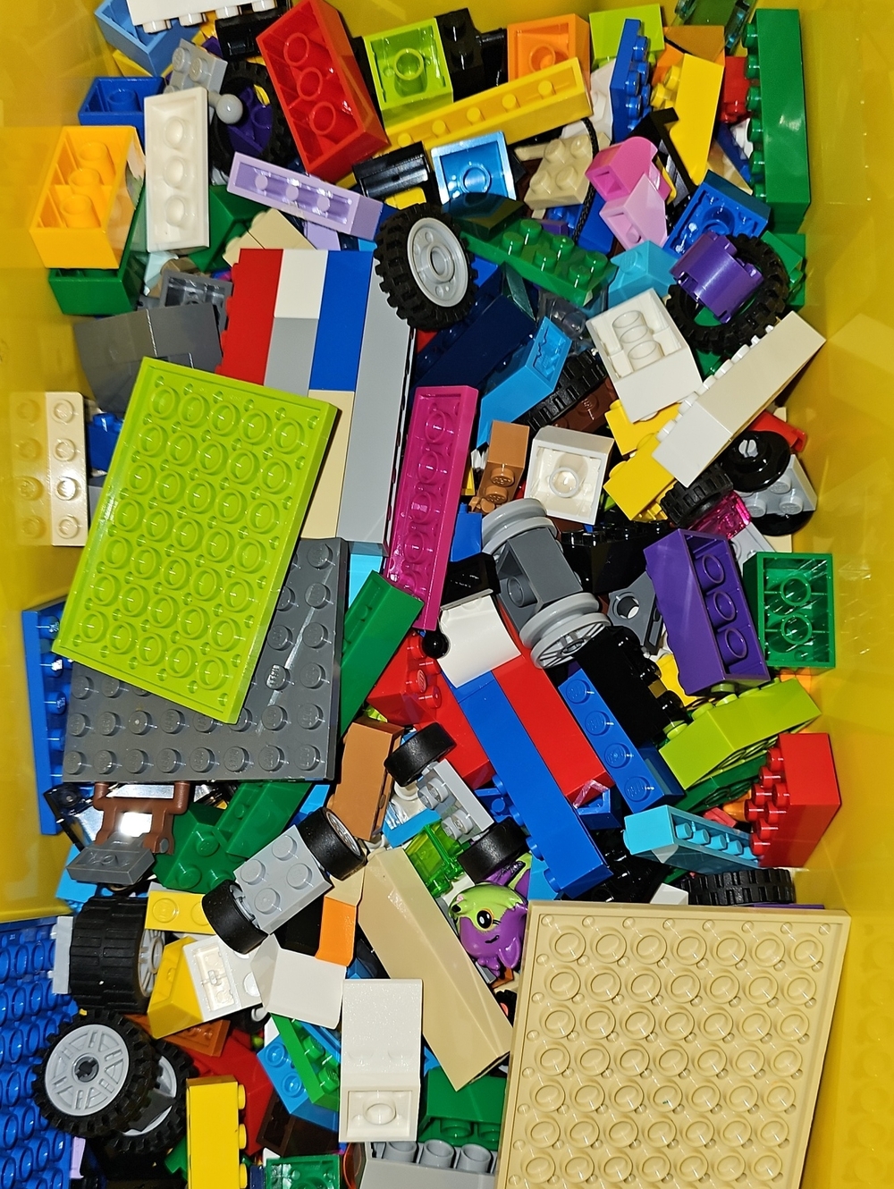 Assorted Kids Building Block Set - Multicolor
